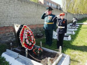 Работники компании «ЦеСИС» почтили память героя Великой Отечественной войны